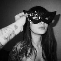 快手网红纹身额头图片,独特风格引发热议